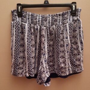 Free-Knox Rose High Waist Blue and White Patterned Shorts
